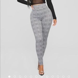 💖Plaid Print Leggins💖